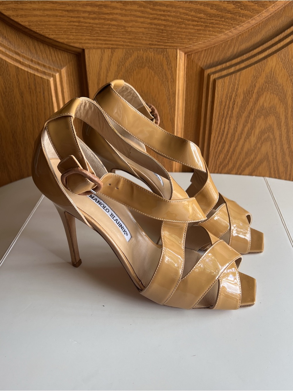 Vintage Manolo Blahnik  Camel Patent Leather T-Strap Sandals Square Toe  EU 41